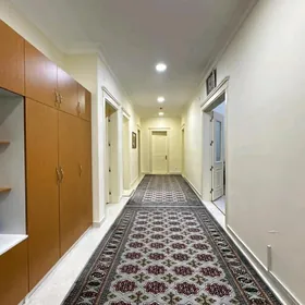 15 Tapgyr 11nji etaź 3 komnat