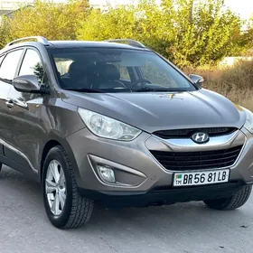 Hyundai Tucson 2011