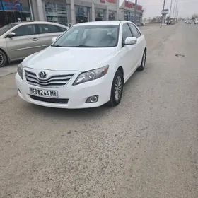 Toyota Camry 2010