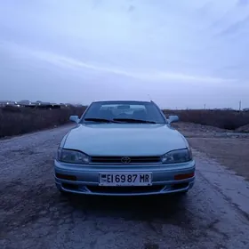 Toyota Camry 1992