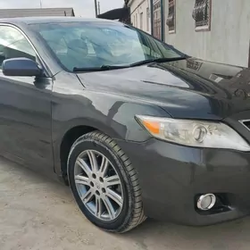 Toyota Camry 2011