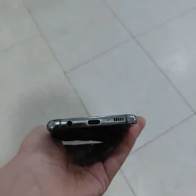 Samsung Galaxy S10 gara reňki