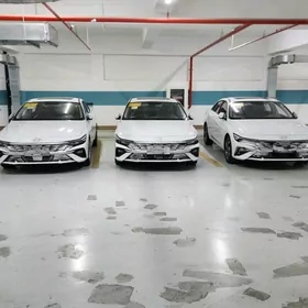 Hyundai Elantra 2026