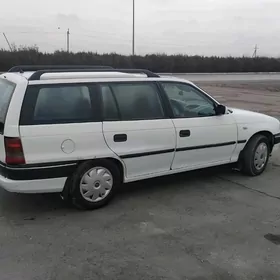 Opel Astra 1995