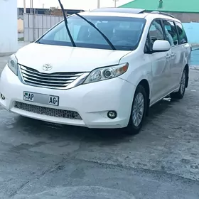 Toyota Sienna 2014