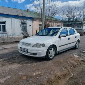 Opel Astra 2000