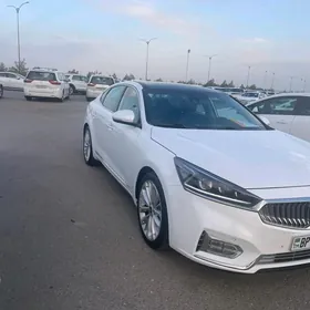 Kia Cadenza 2017