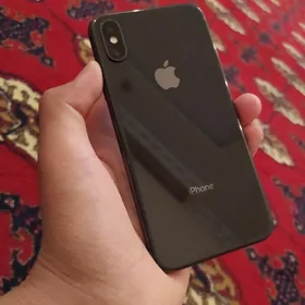 iPhone XS 76%
