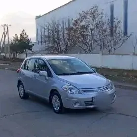 Nissan Versa 2012