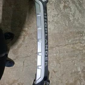 2012 highlander bamper