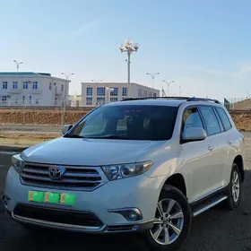 Toyota Highlander 2013