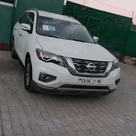 Nissan Pathfinder 2020