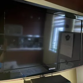 Samsung tv 32”