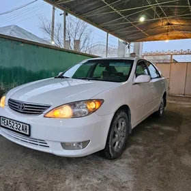 Toyota Camry 2003