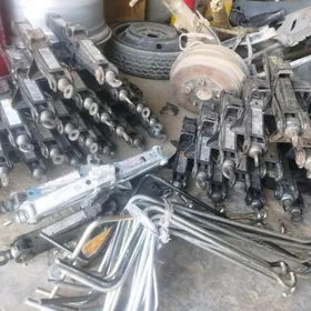 DAMKRAT TOYOTA MORDA