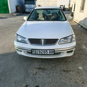 Nissan Sunny 2001