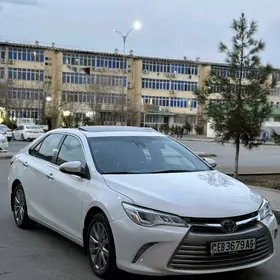 Toyota Camry 2016