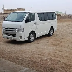 Toyota Hiace 2007