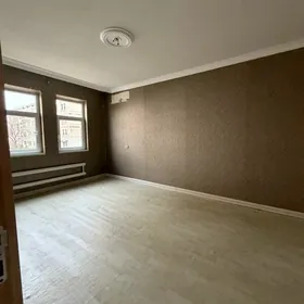 мир 4 2 этаж 3 ком