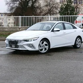 Hyundai Elantra 2025