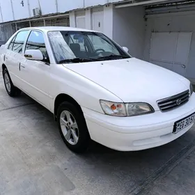 Toyota Corona 1999