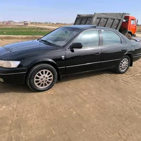 Toyota Camry 1997