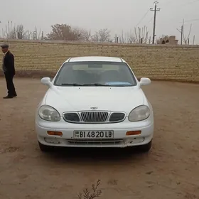 Daewoo Lacetti 2000