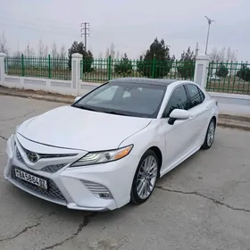 Toyota Camry 2020