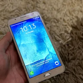 Samsung Galaxy J7
