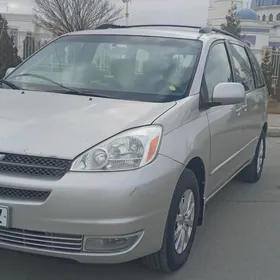 Toyota Sienna 2004