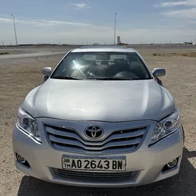 Toyota Camry 2010