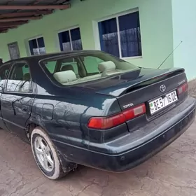 Toyota Camry 1997