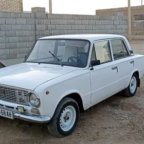 Lada 2104 1980