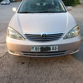 Toyota Camry 2004