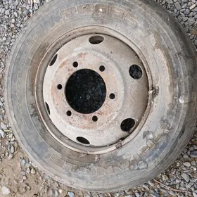 Diska teker 235/75R17.5