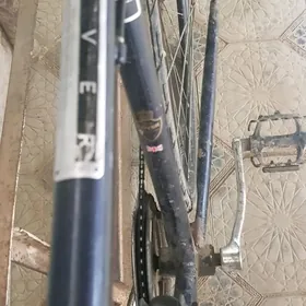 Шоссейны велосипед