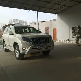 Toyota Land Cruiser Prado 2015