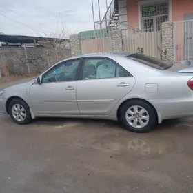 Toyota Camry 2003