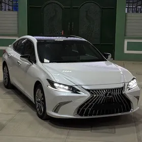 Lexus ES 350 2022