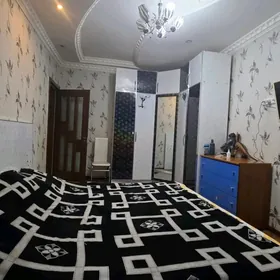 КИМ РАЙОН 3 КОМ 4 ЭТАЖ 