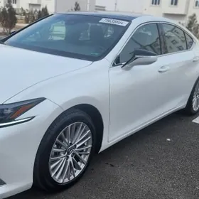 Lexus ES 350 2023