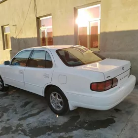 Toyota Camry 1993