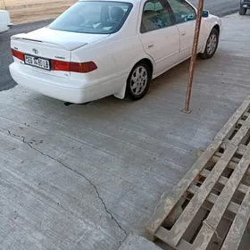 Toyota Camry 1997