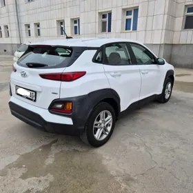 Hyundai Kona 2021