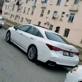 Toyota Avalon 2019