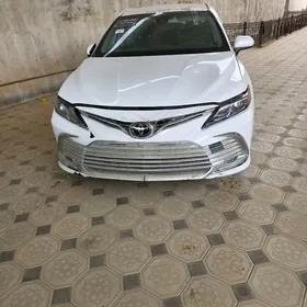 Toyota Camry 2023