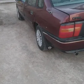 Opel Vectra 1988