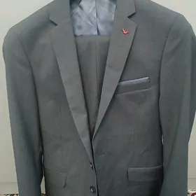 Костюм брюк 46 размер royal