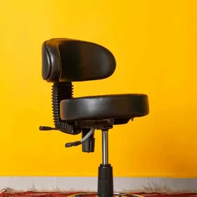 Taburetka kreslo salon üçin