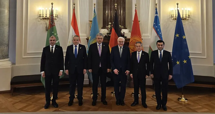 Türkmen wekiliýeti Berlinde «MA – Germaniýa» görnüşindäki duşuşyga gatnaşdy